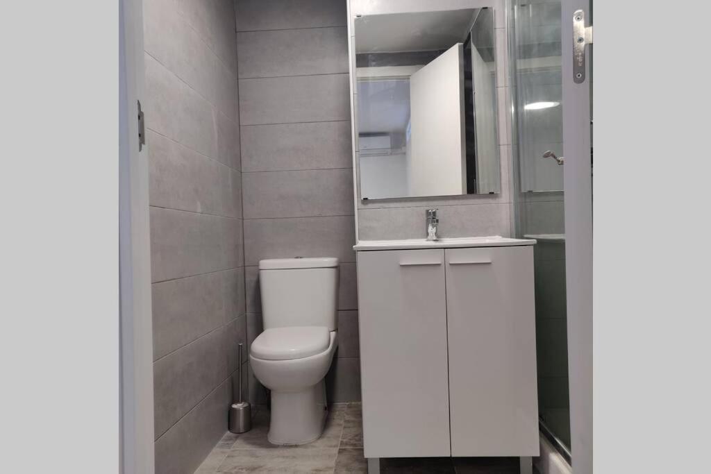 2 Bedroom In Salou Center With Pool And Parking Bagian luar foto